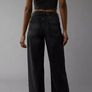 AE Strigid Super High-Waisted Ultra Wide-Leg Jean